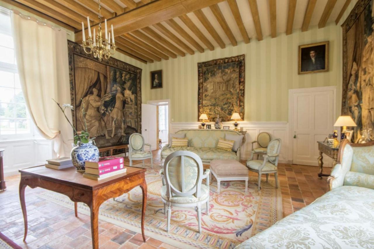 Chateau De Cadouzan Saint-Dolay Bagian luar foto