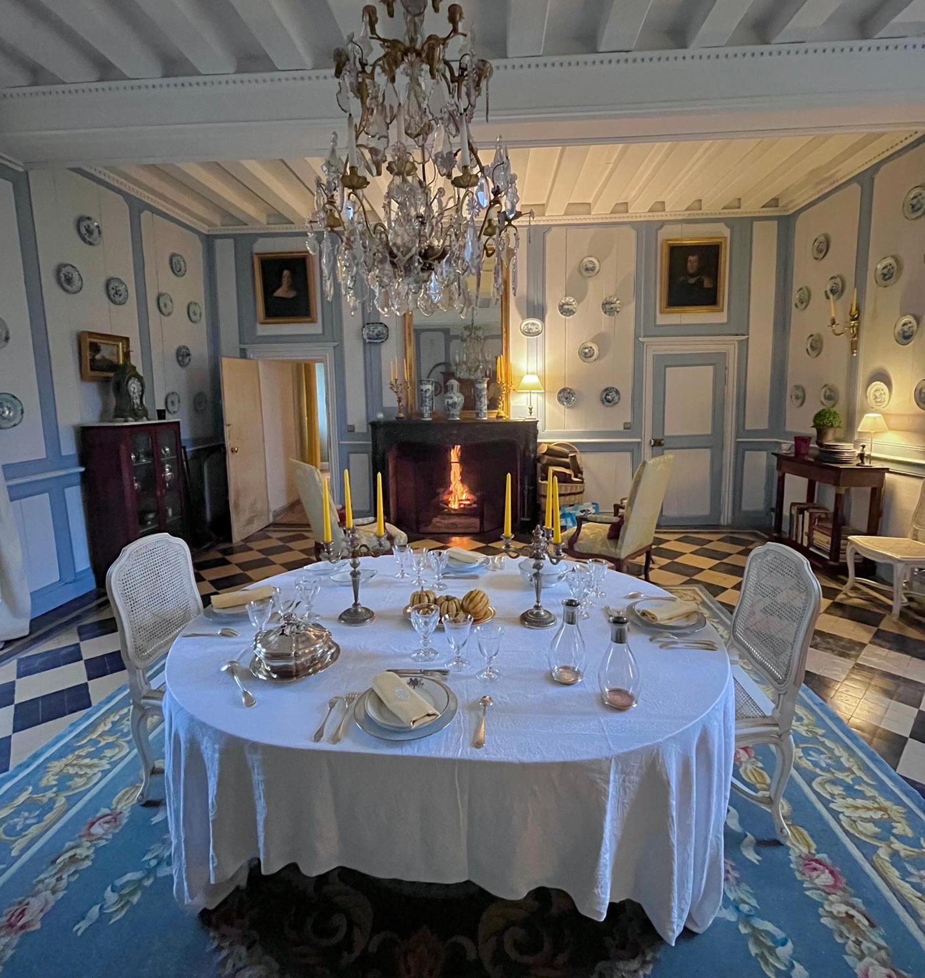Chateau De Cadouzan Saint-Dolay Bagian luar foto
